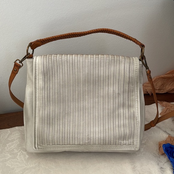Free People White Distressed Shoulder Bag - Picture 12 of 12